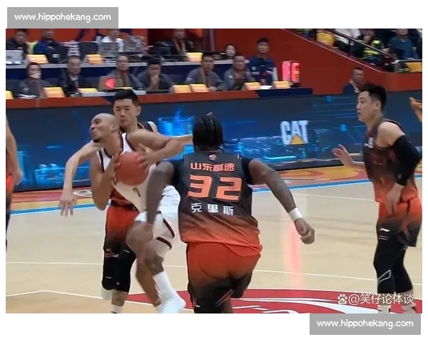 CBA季后赛席位争夺进入白热化各队关键战表现全面解析 CBA季后赛席位争夺进入白热化各队关键战表现全面解析